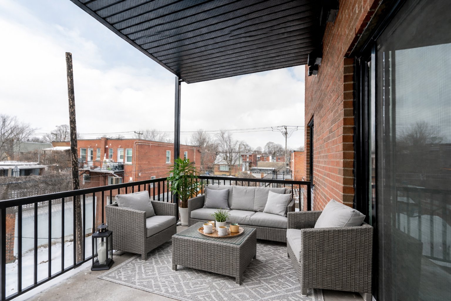 Photo - Balcony