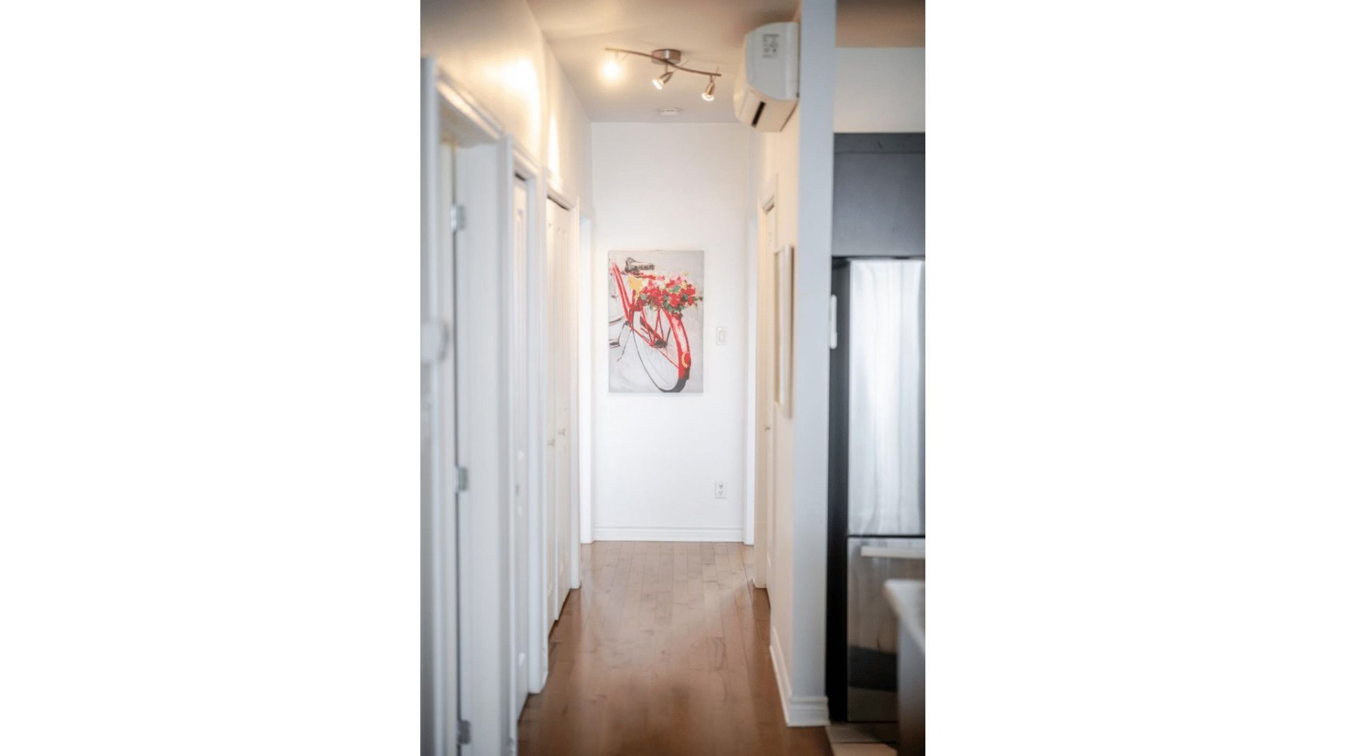 Photo - Corridor