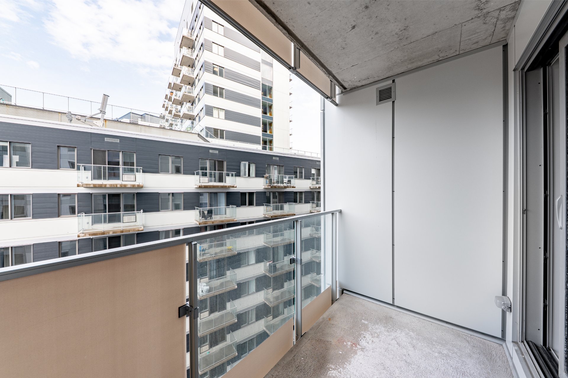 Photo - Balcony