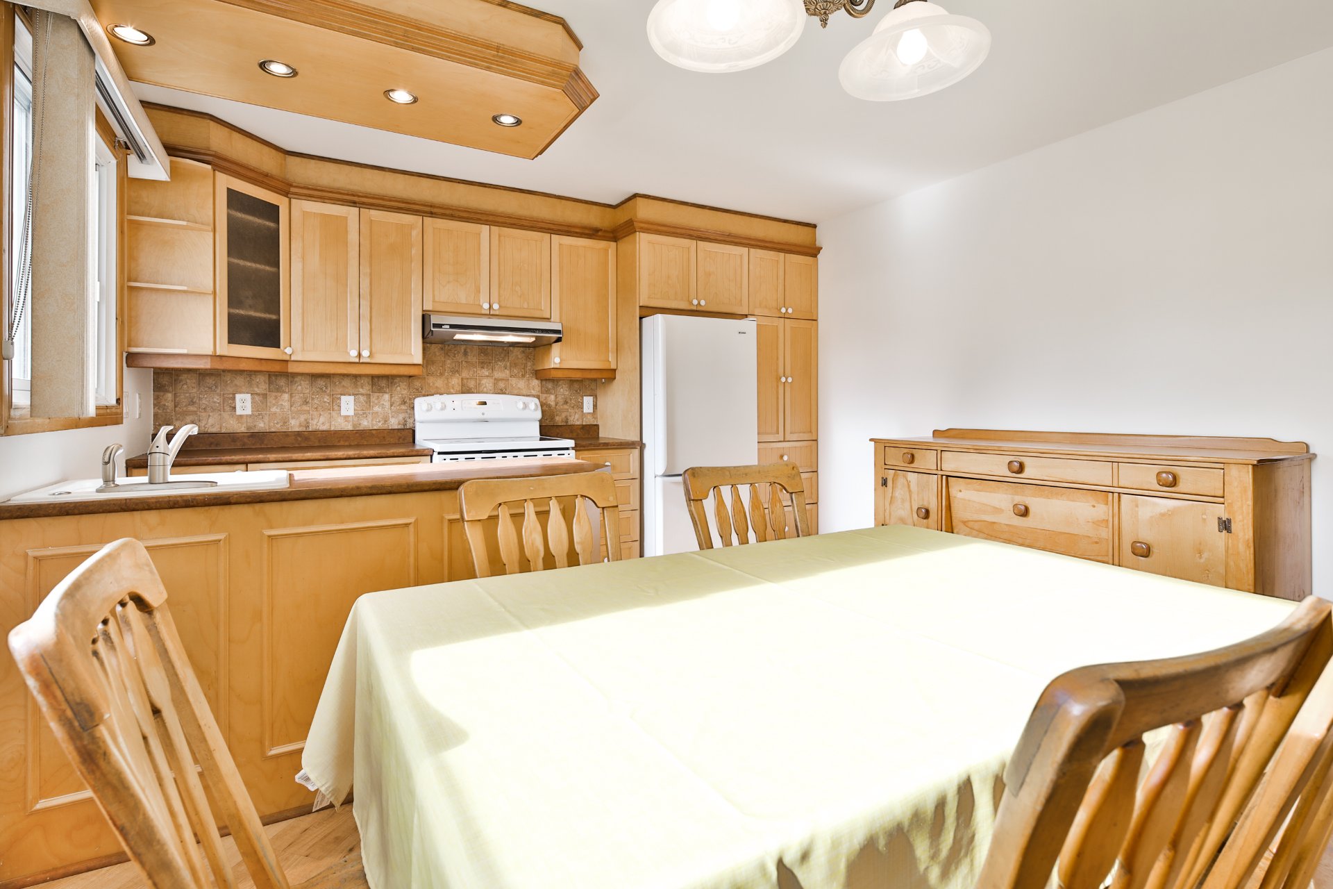 Photo - Salle à manger