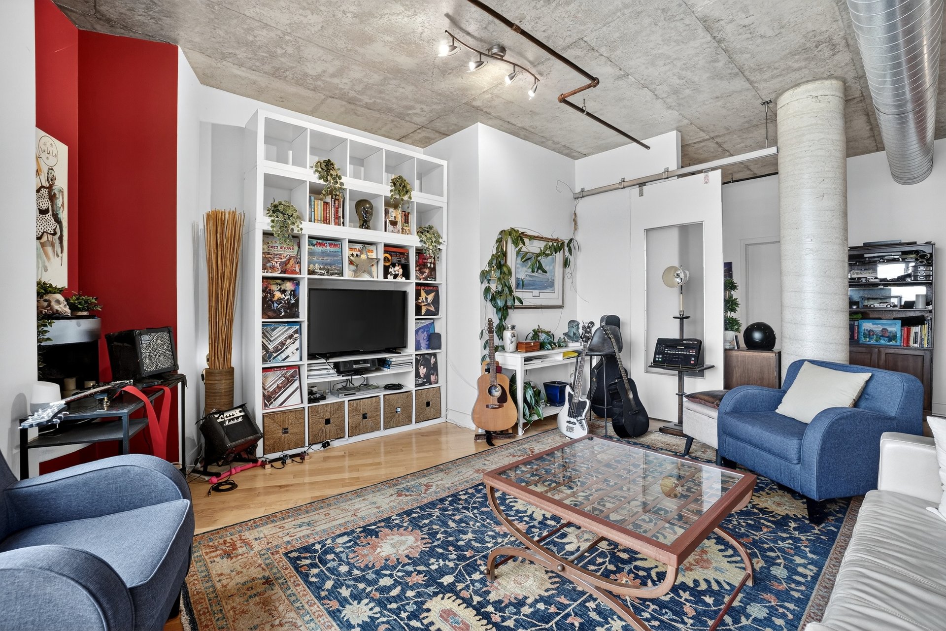 Photo - Salon