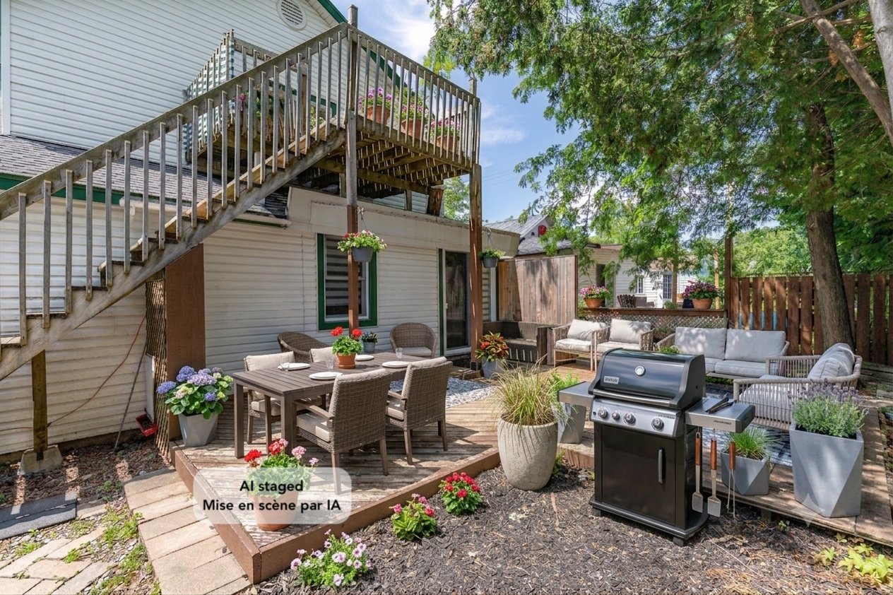 Photo - Backyard