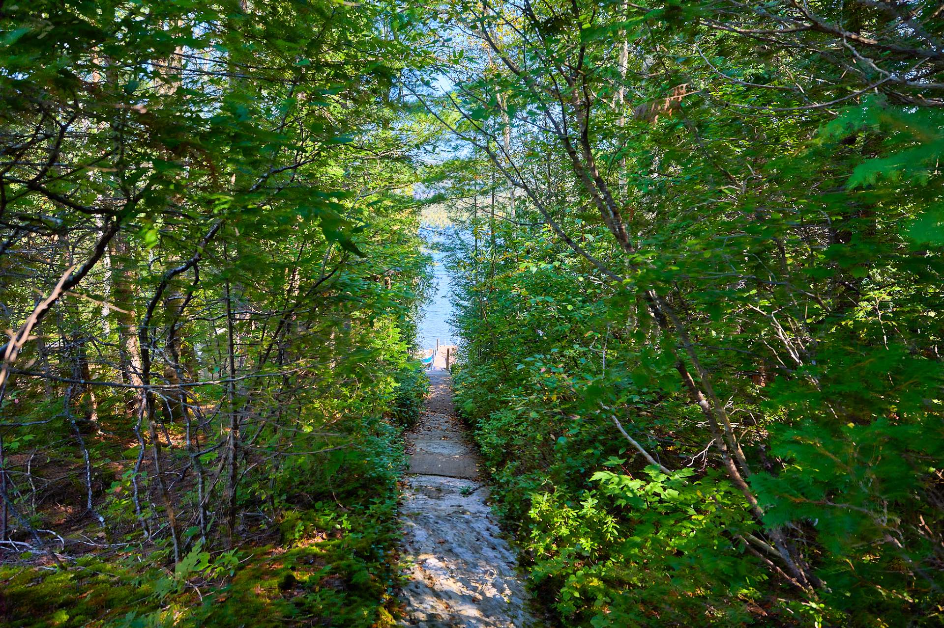 Photo - Access to a body of water
