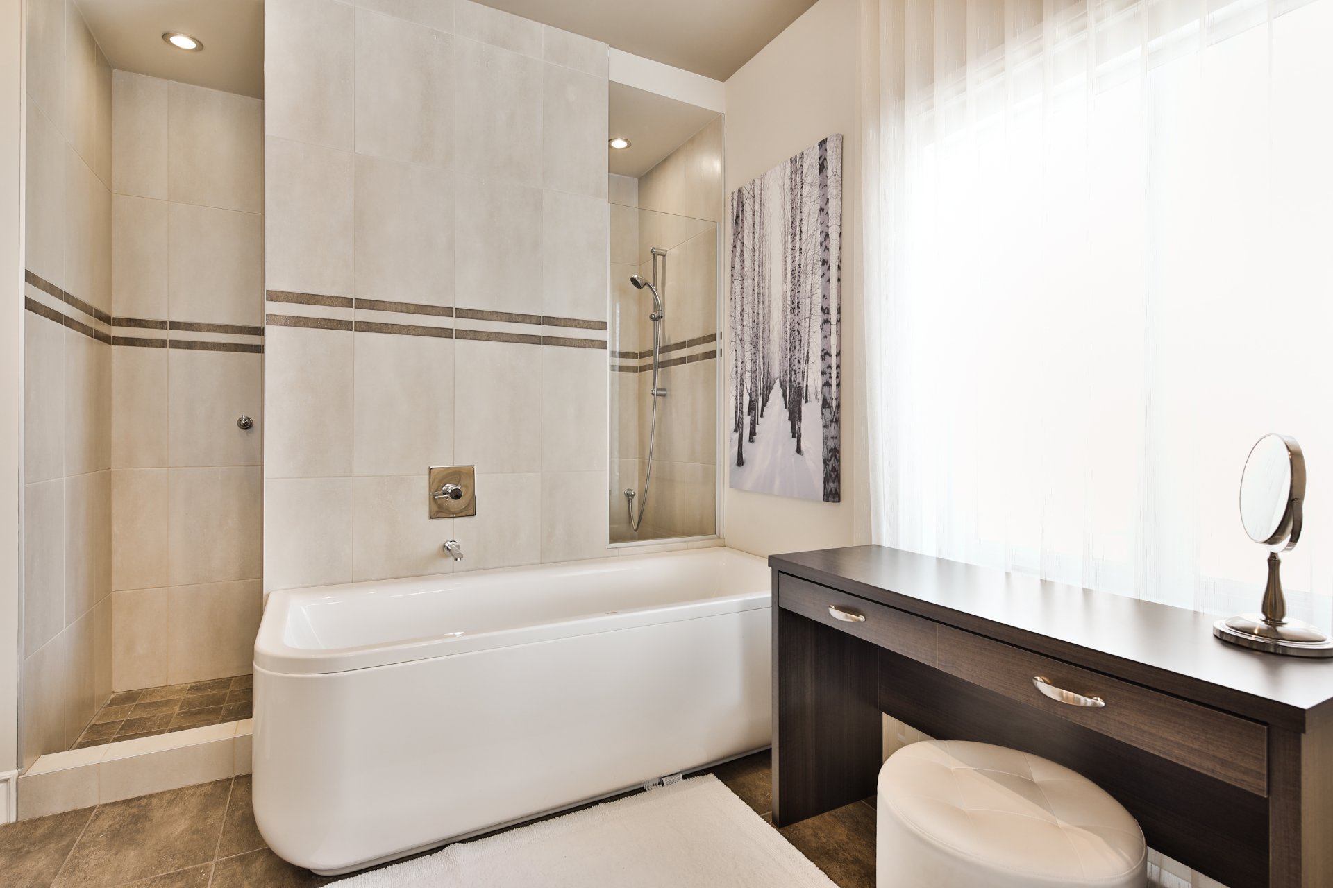 Photo - Salle de bains attenante à la CCP