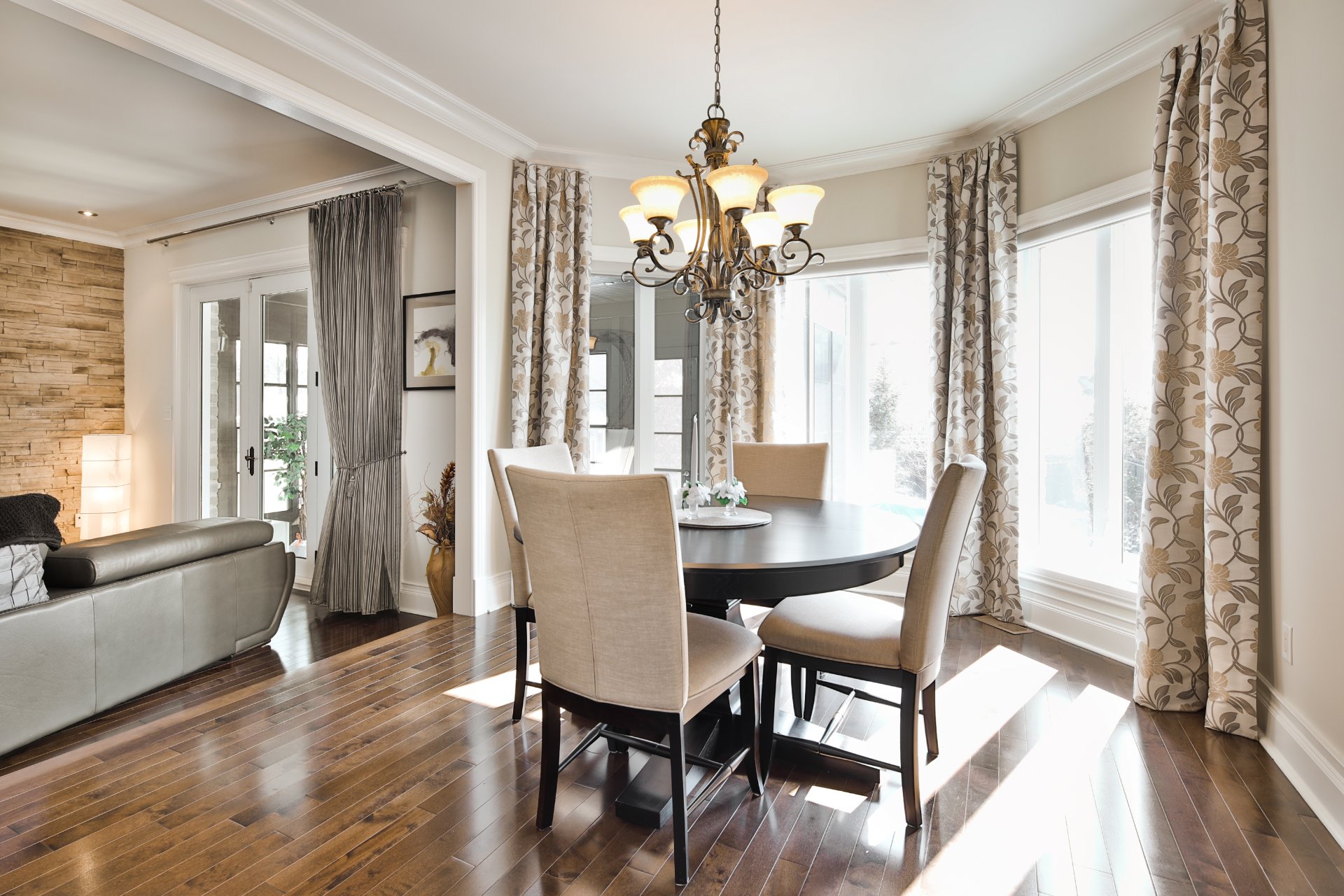 Photo - Salle à manger