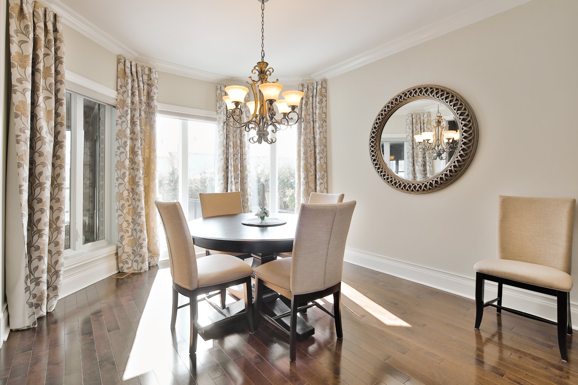 Photo - Salle à manger