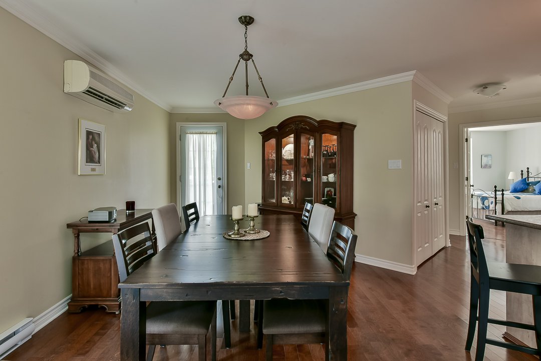 Photo - Salle à manger