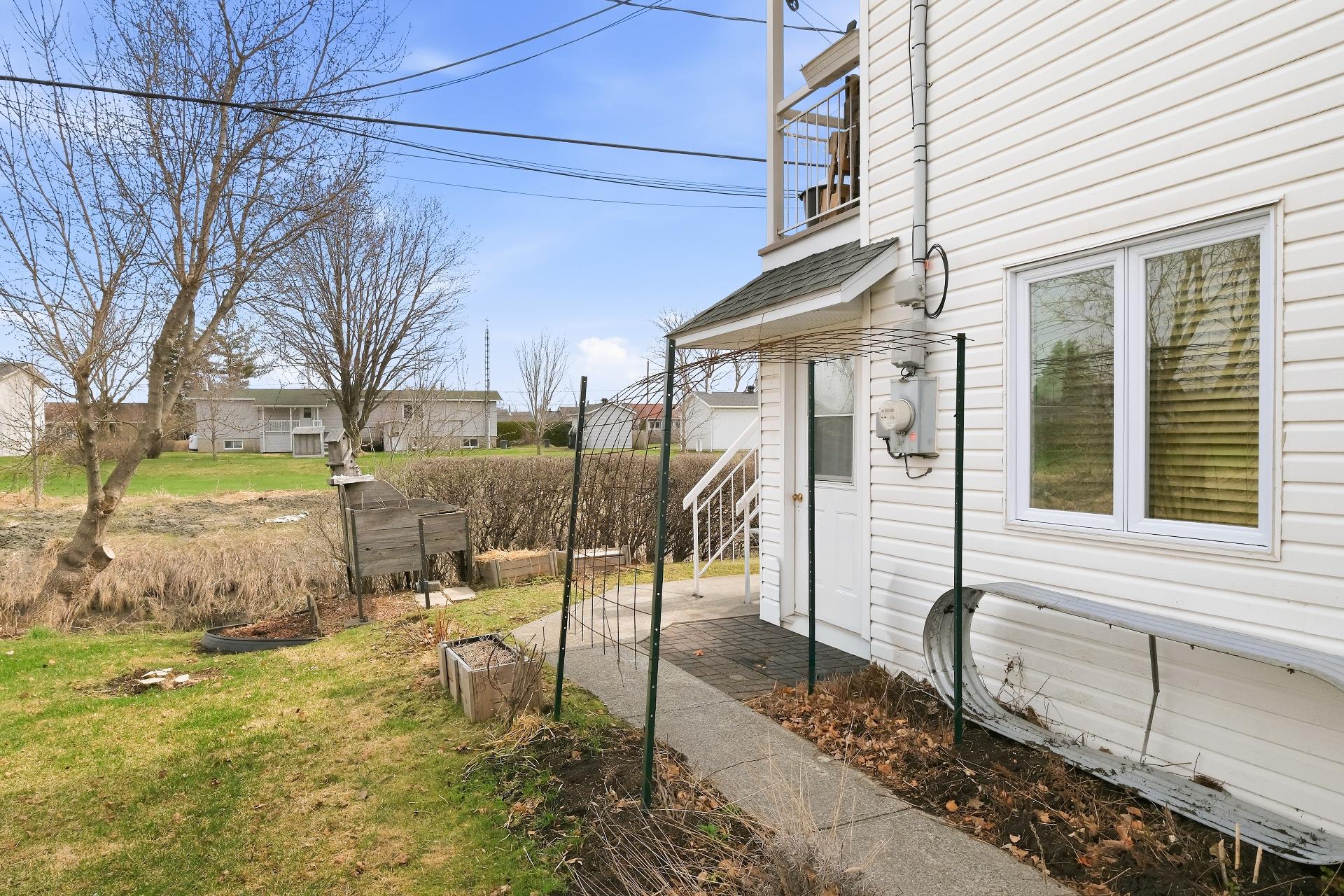Photo - Backyard