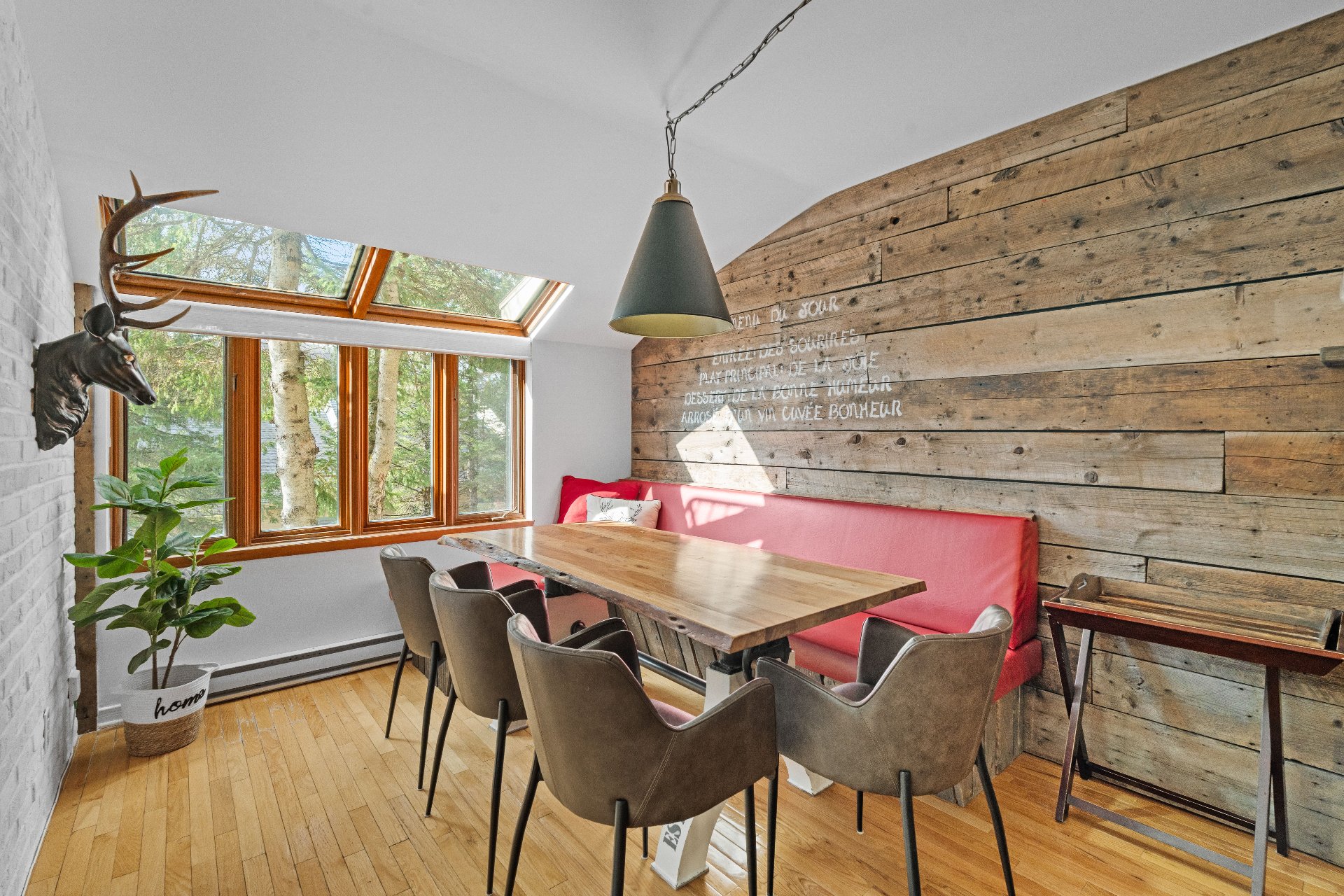 Photo - Salle à manger