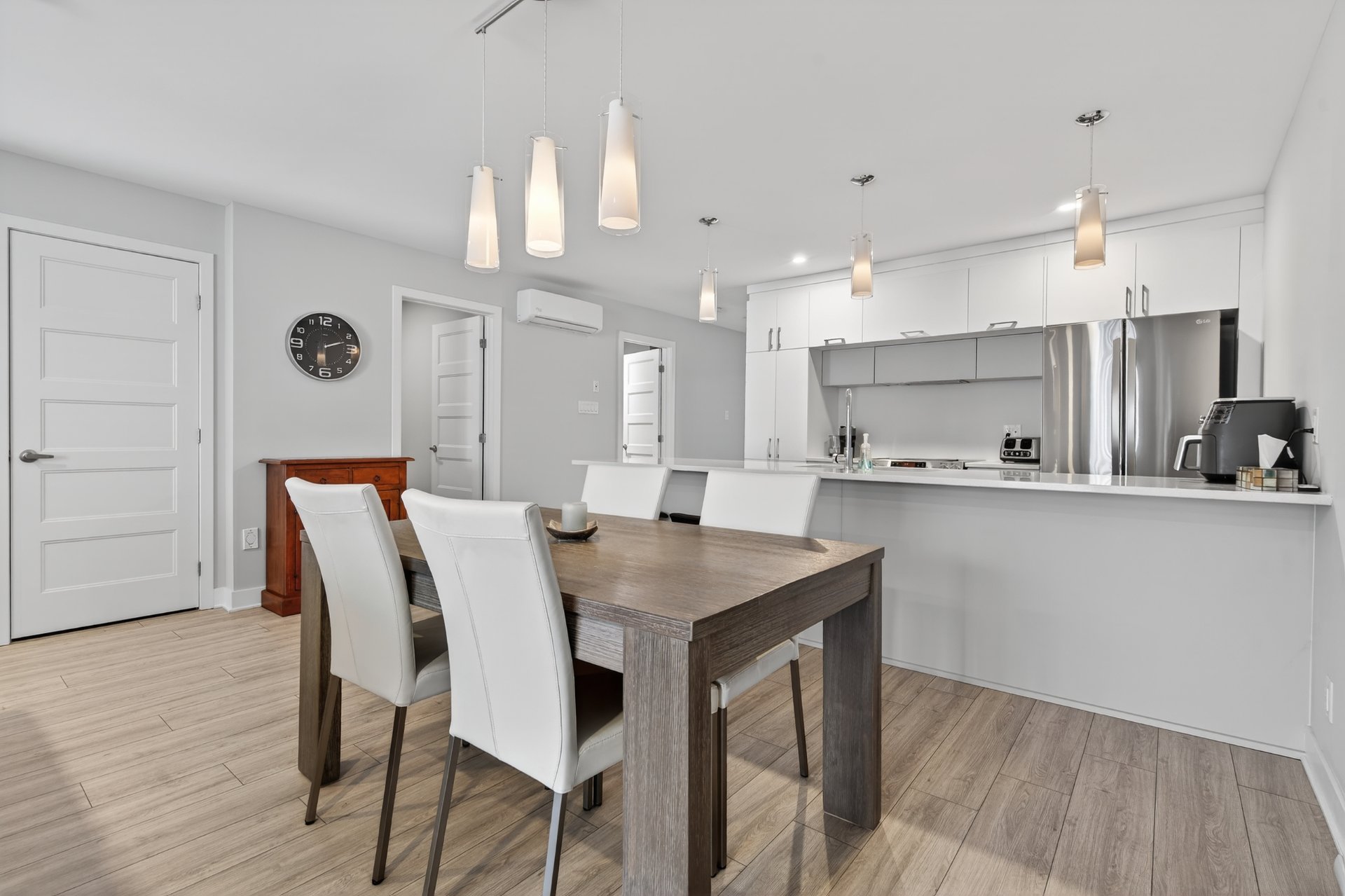 Photo - Salle à manger