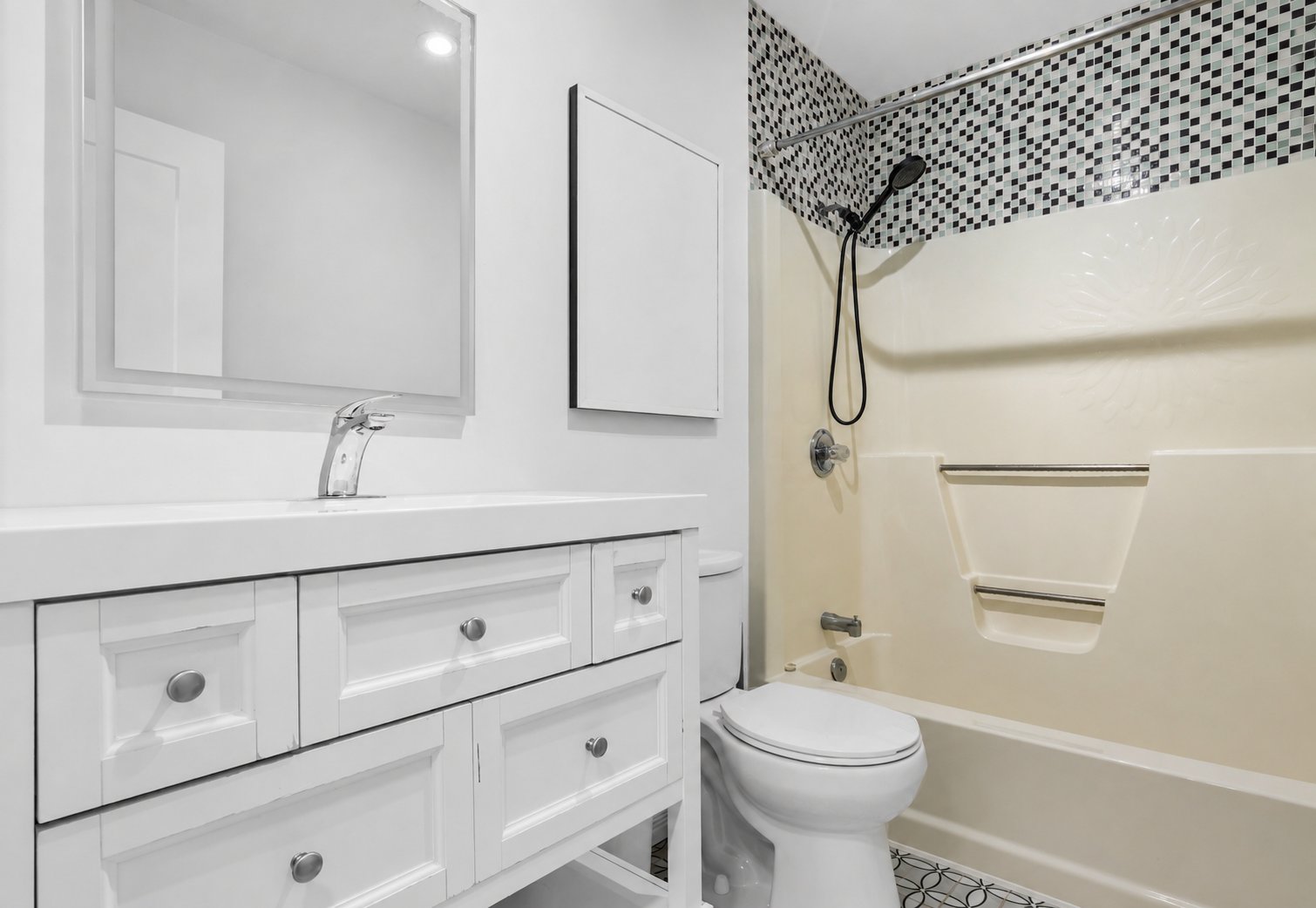 Photo - Bathroom
