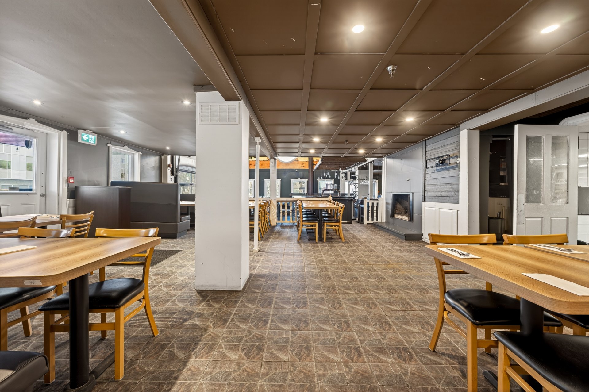 Photo - Interior
