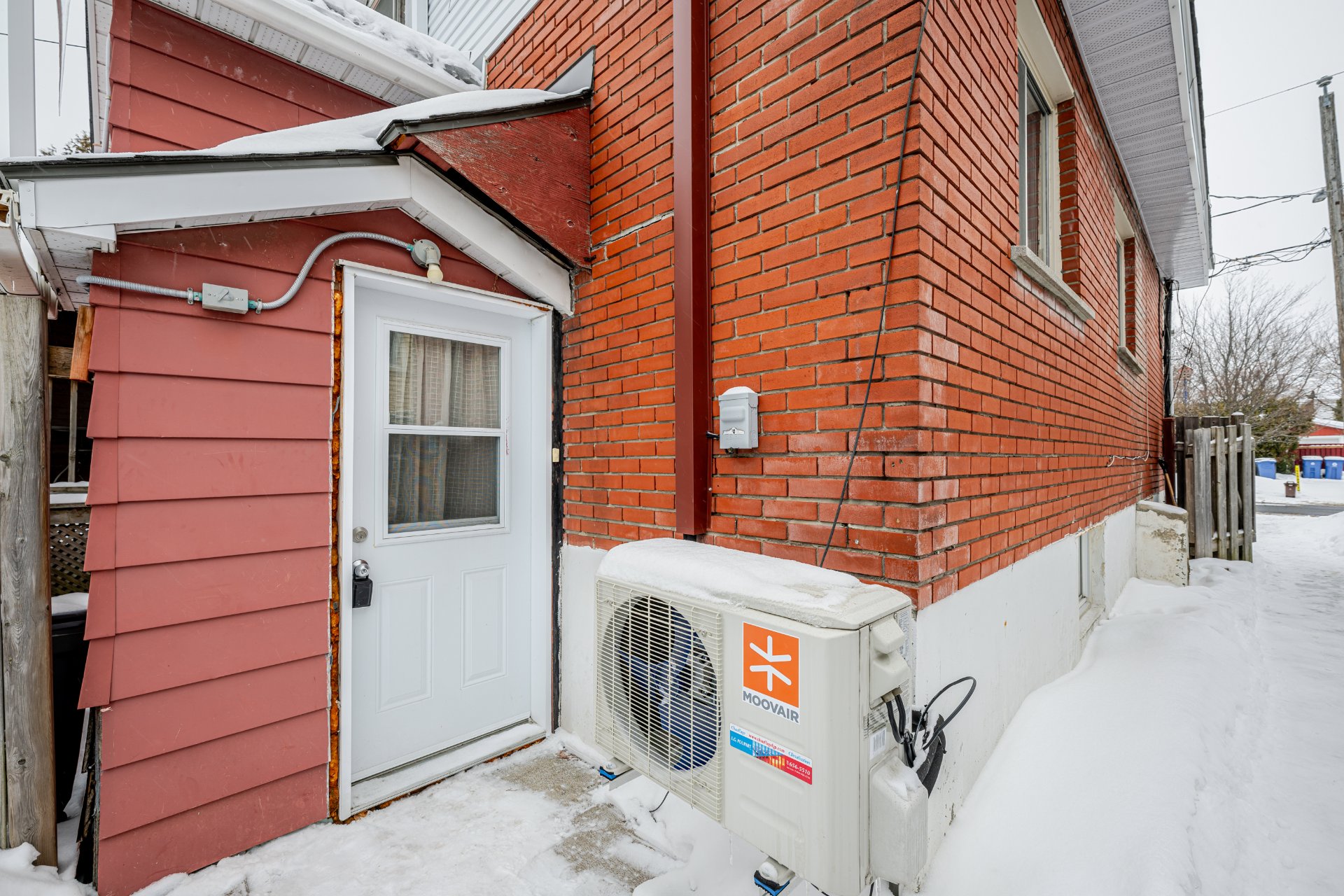 Photo - Entrée extérieure