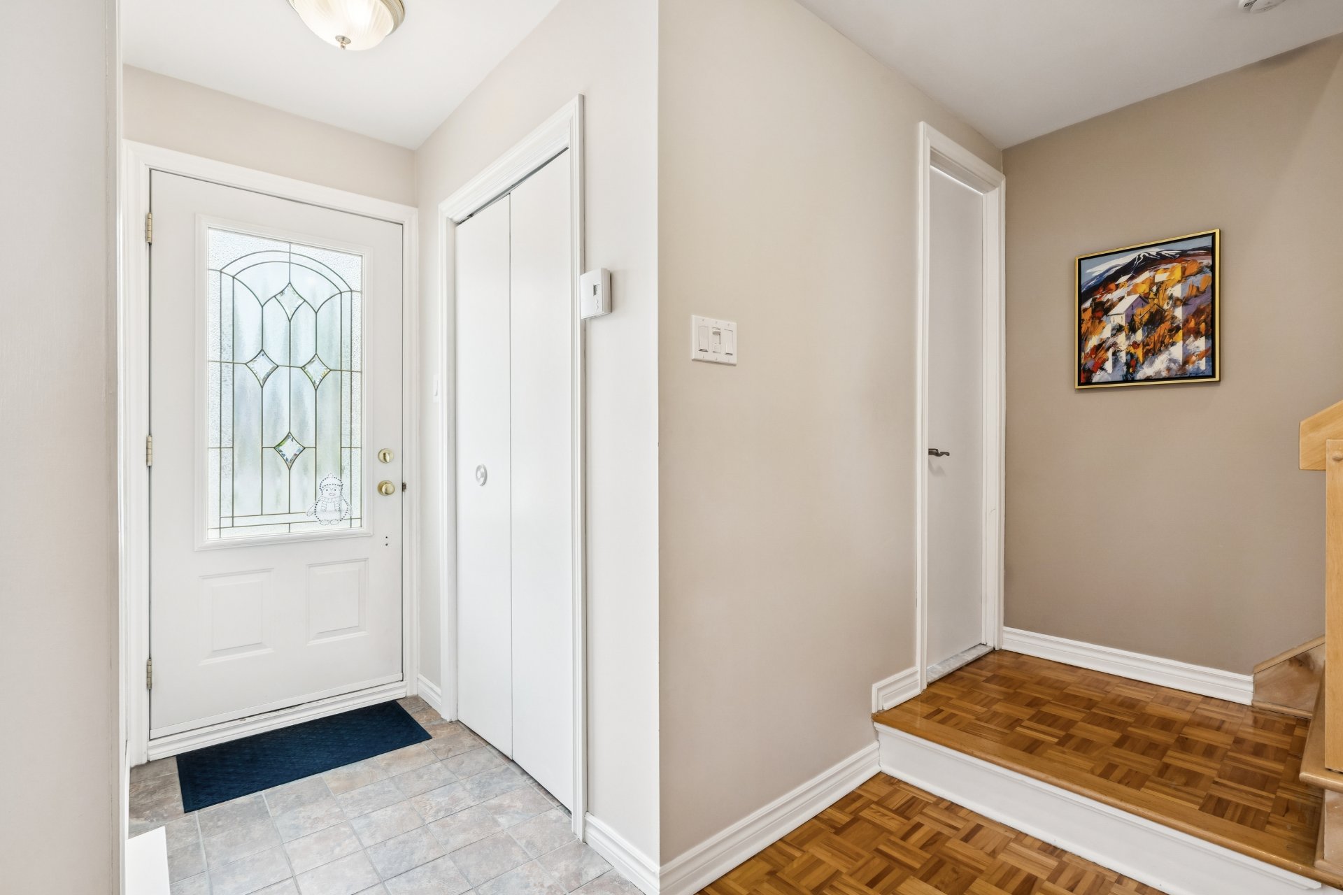 Photo - Hallway
