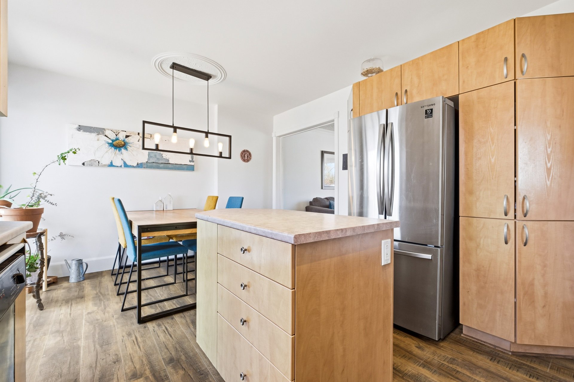 Photo - Kitchen