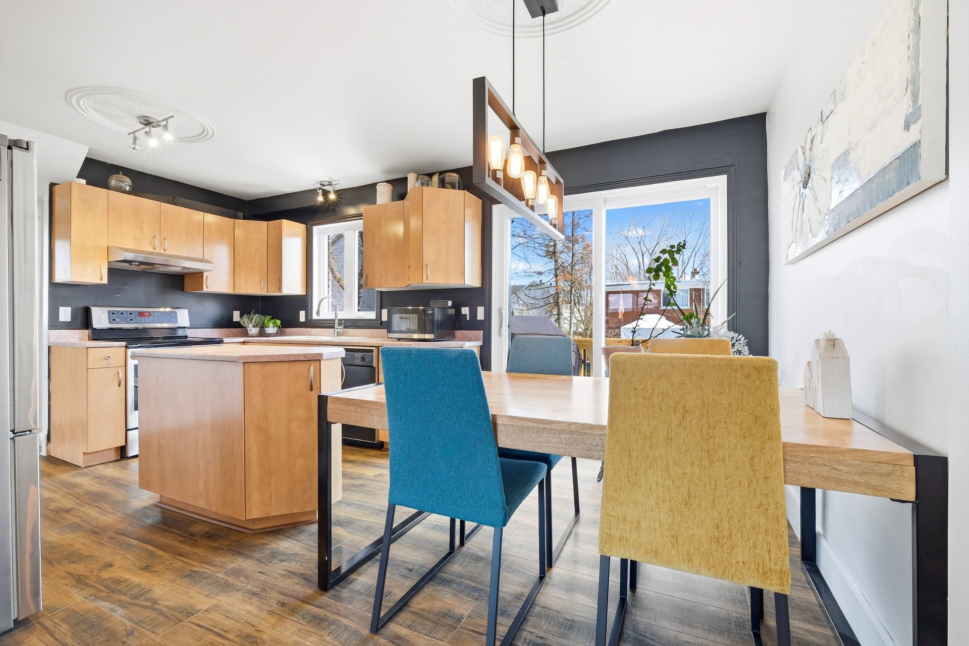 Photo - Dining room