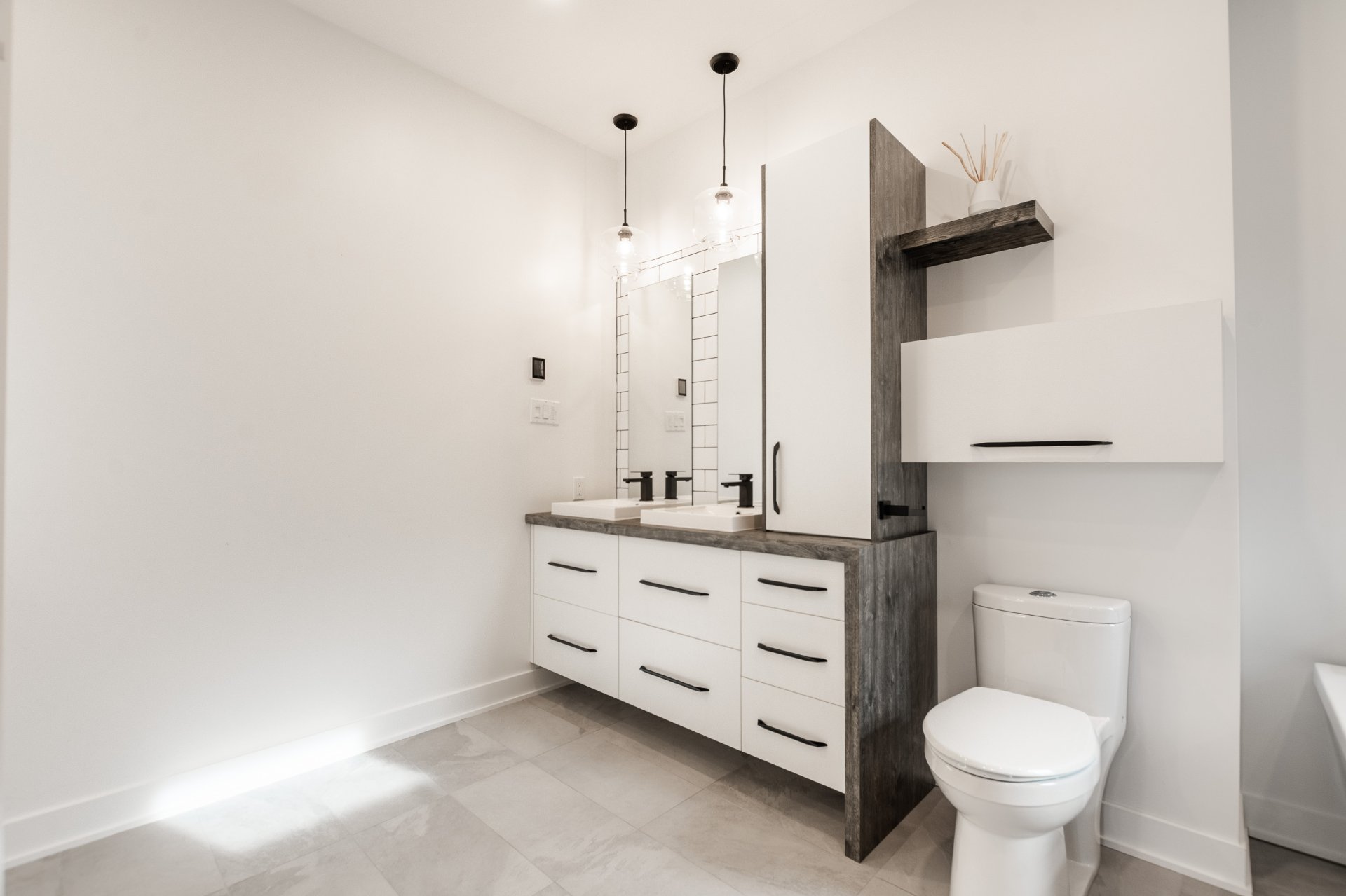 Photo - Bathroom