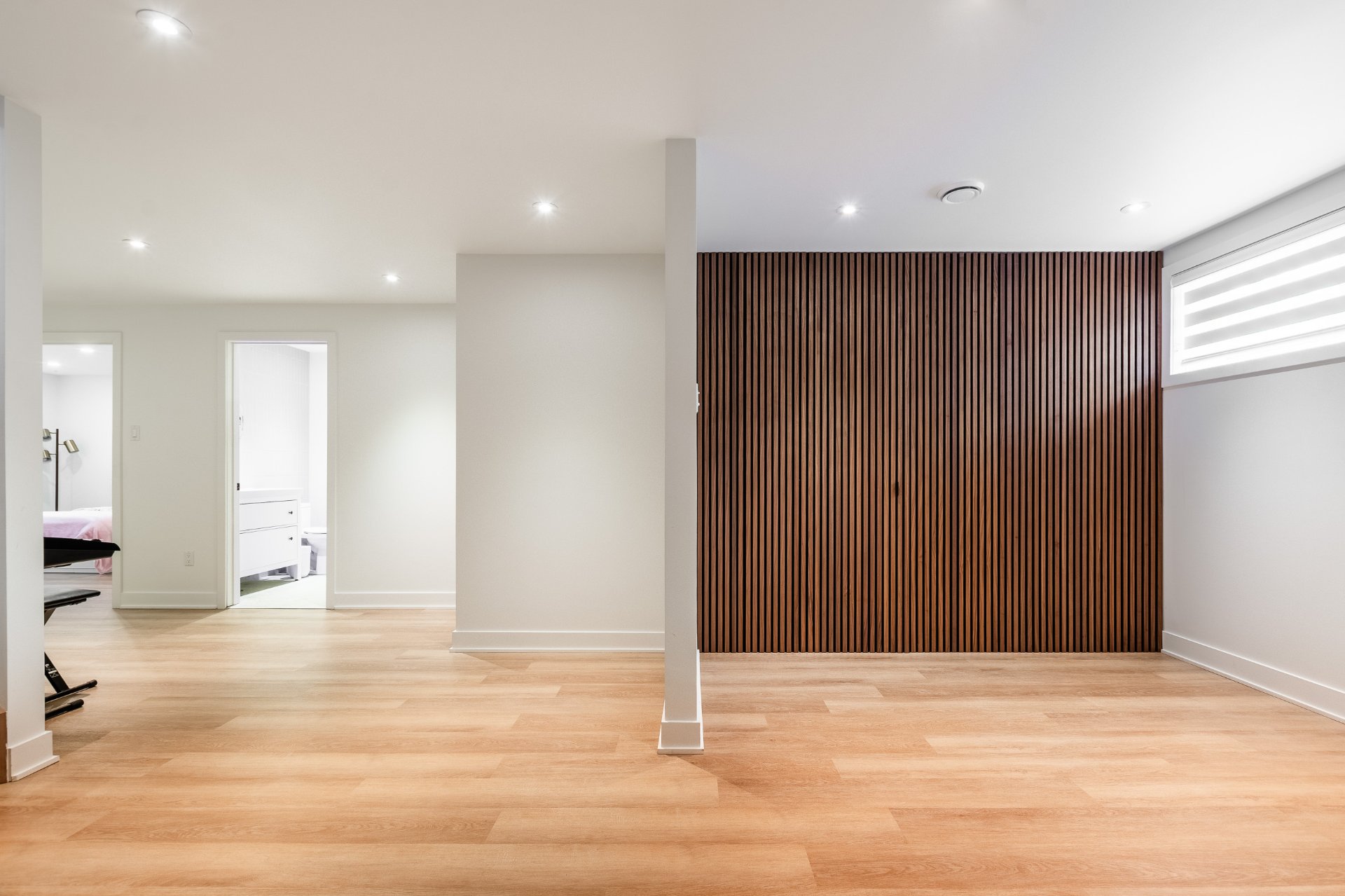 Photo - Family room
