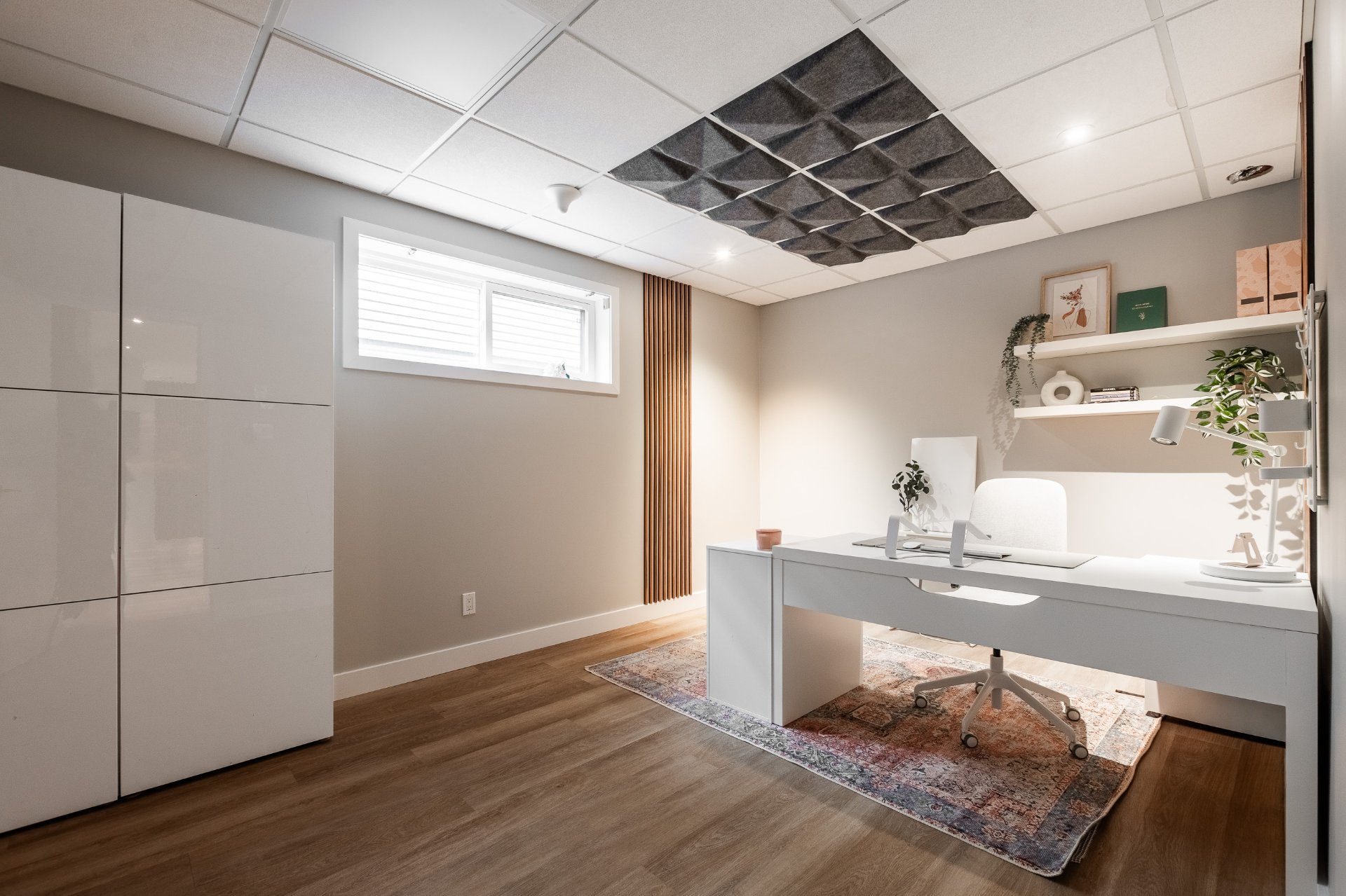 Photo - Office