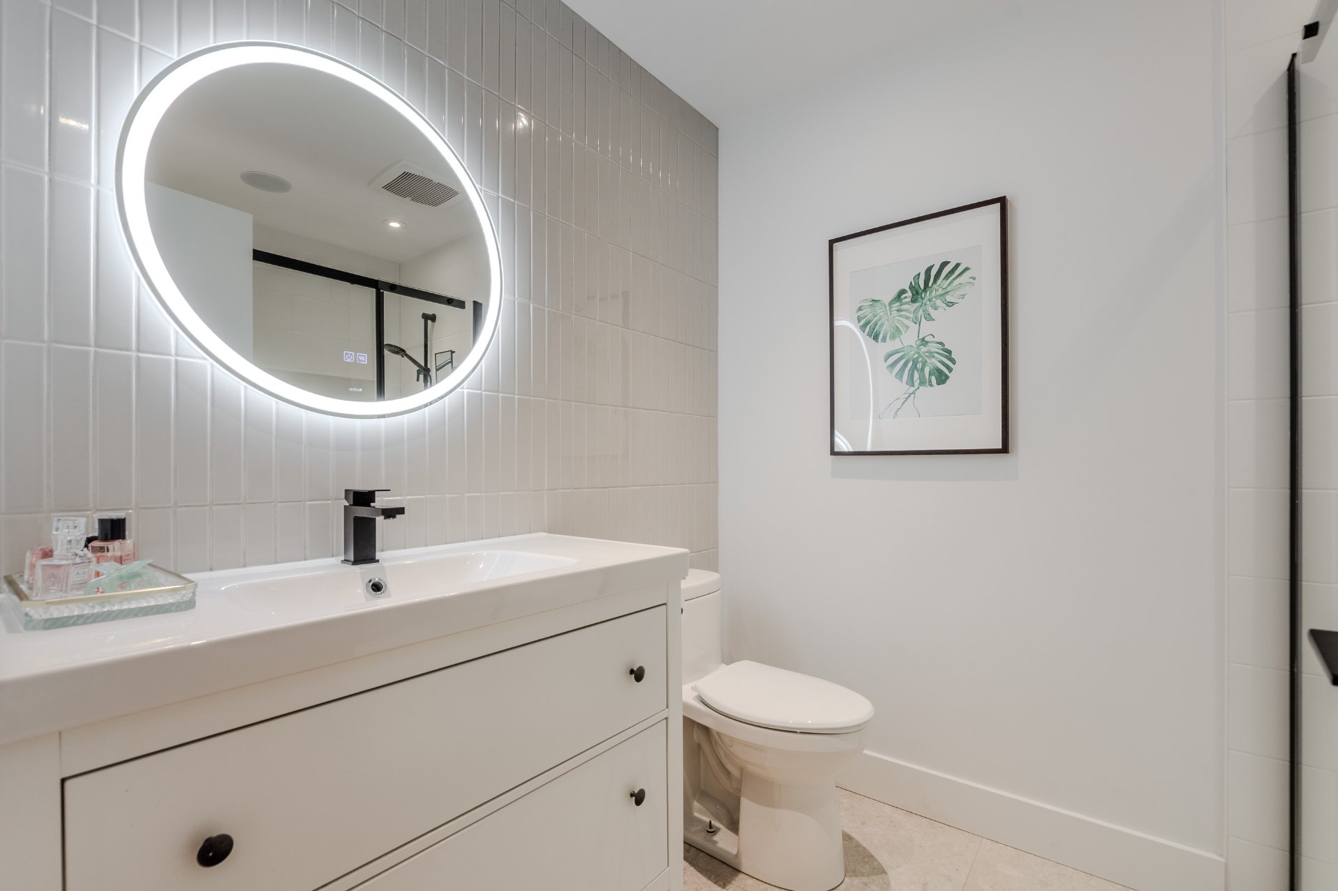 Photo - Bathroom