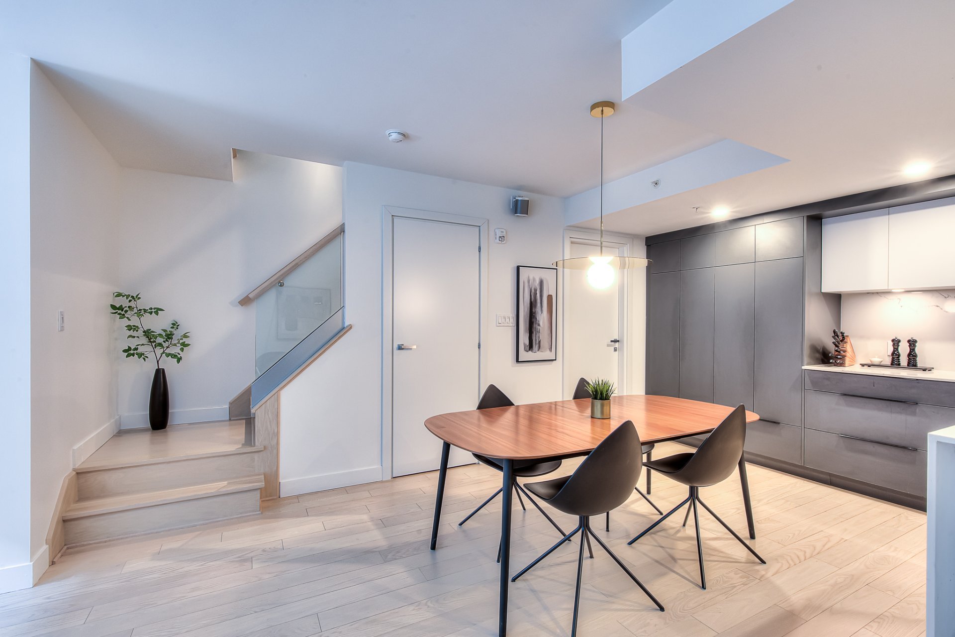 Photo - Dining room