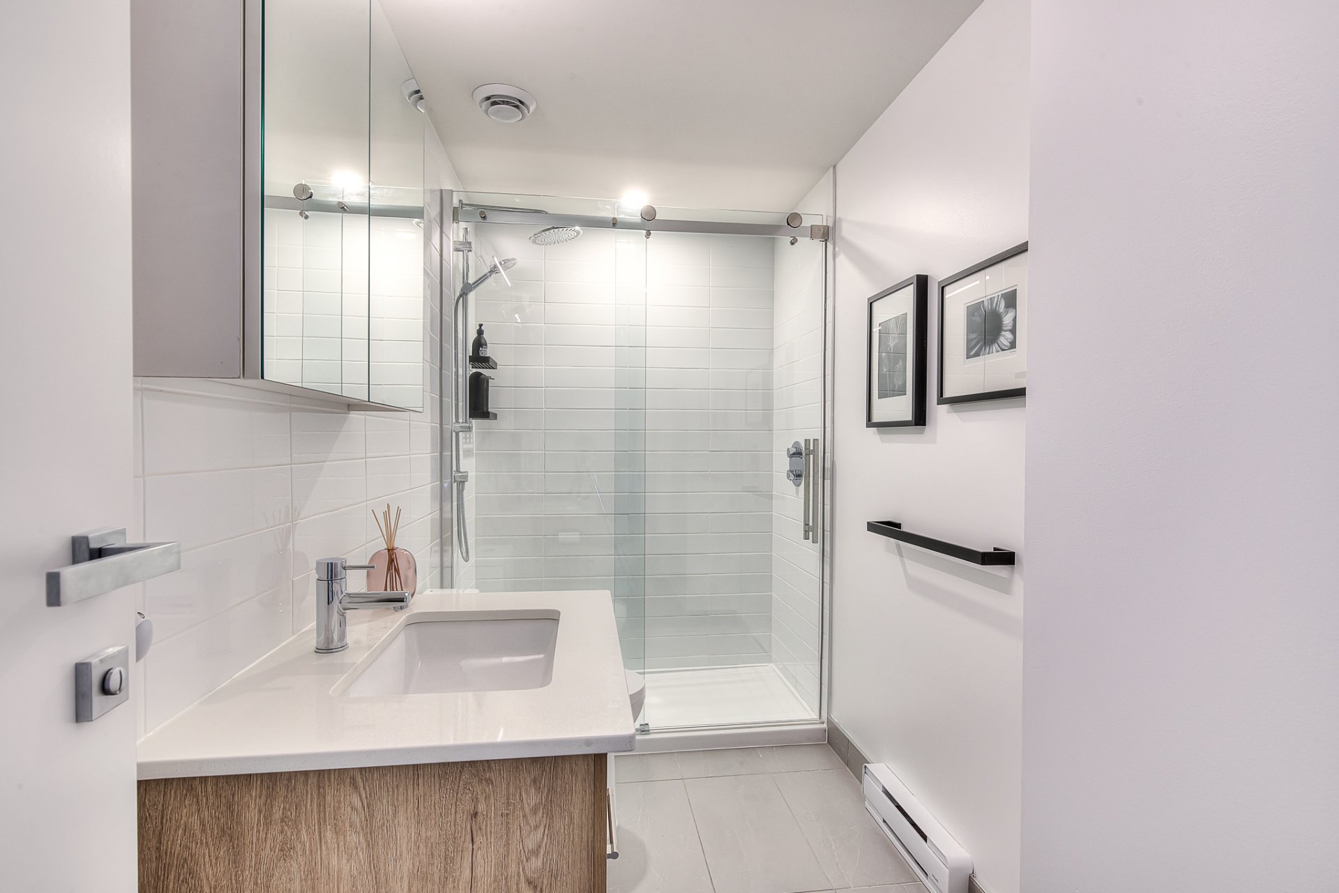 Photo - Bathroom