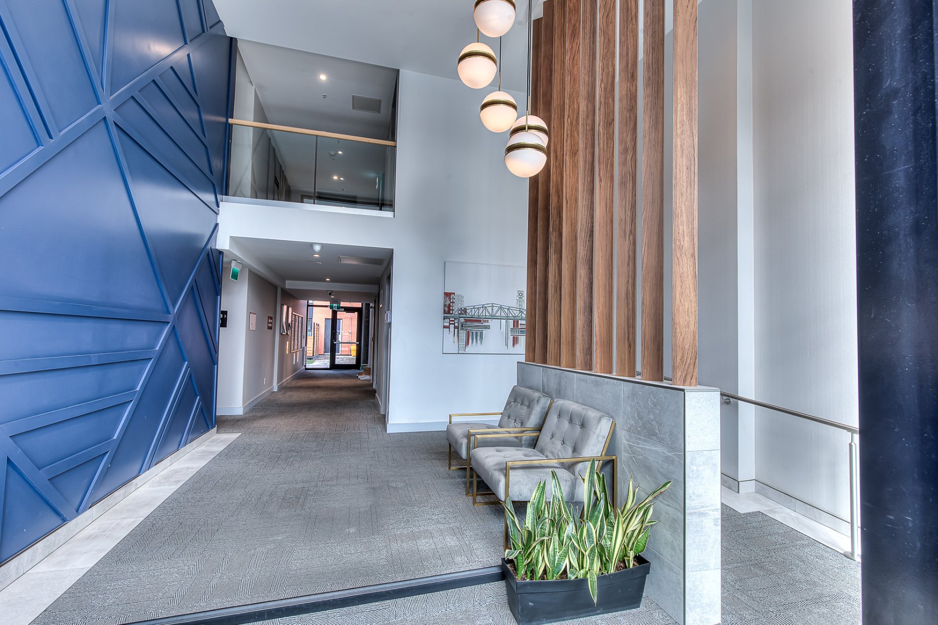 Photo - Hallway