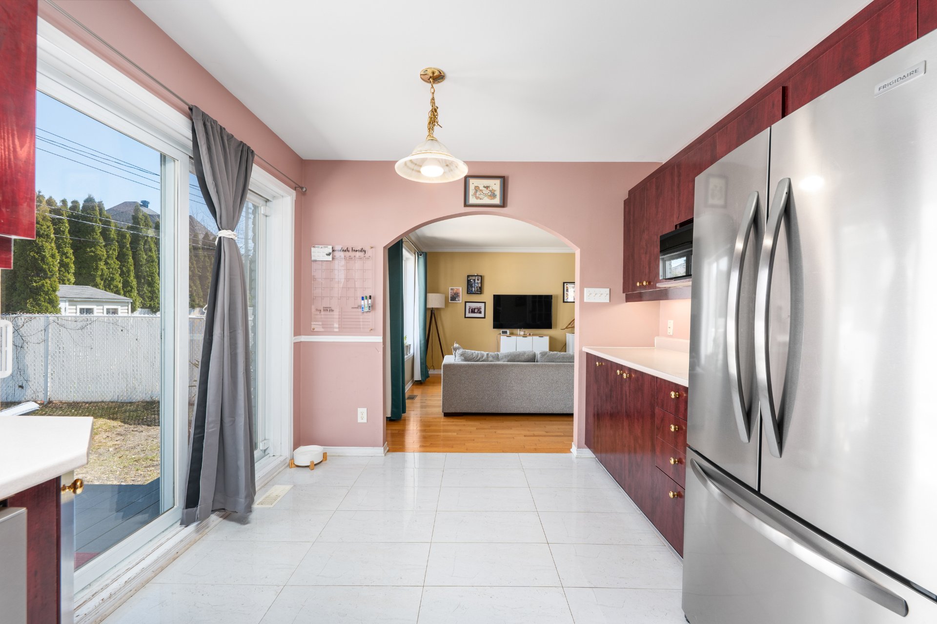 Photo - Kitchen