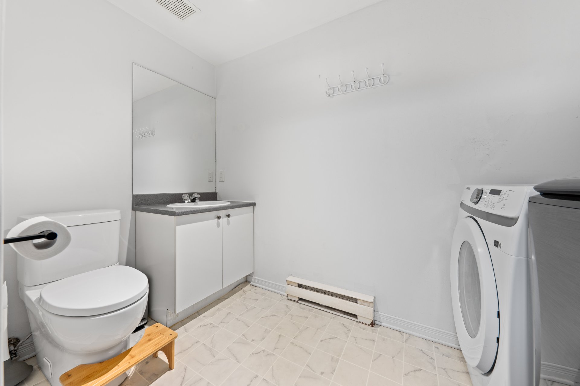 Photo - Washroom
