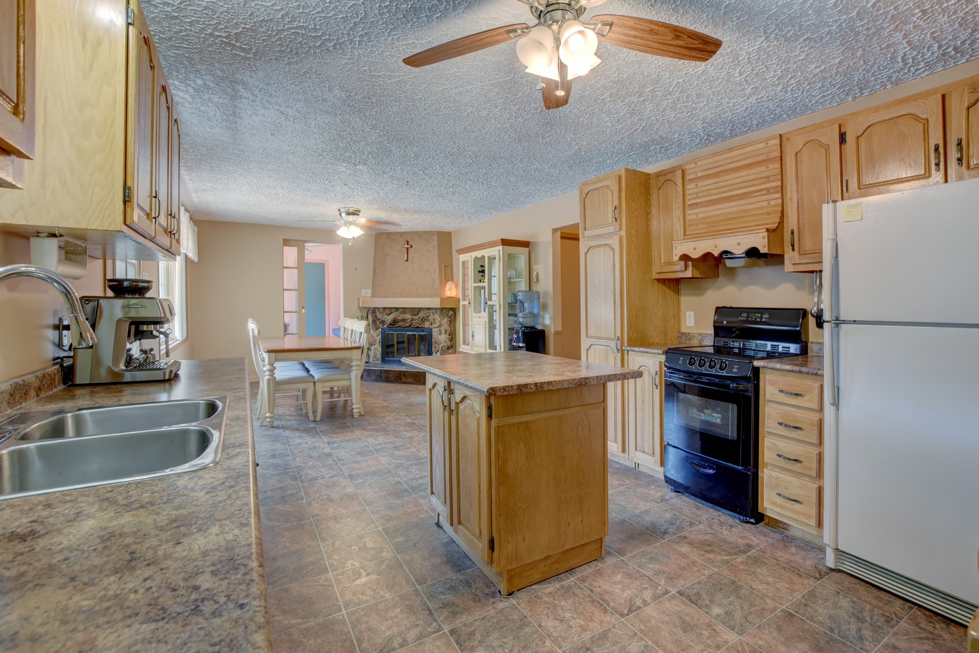 Photo - Overall View