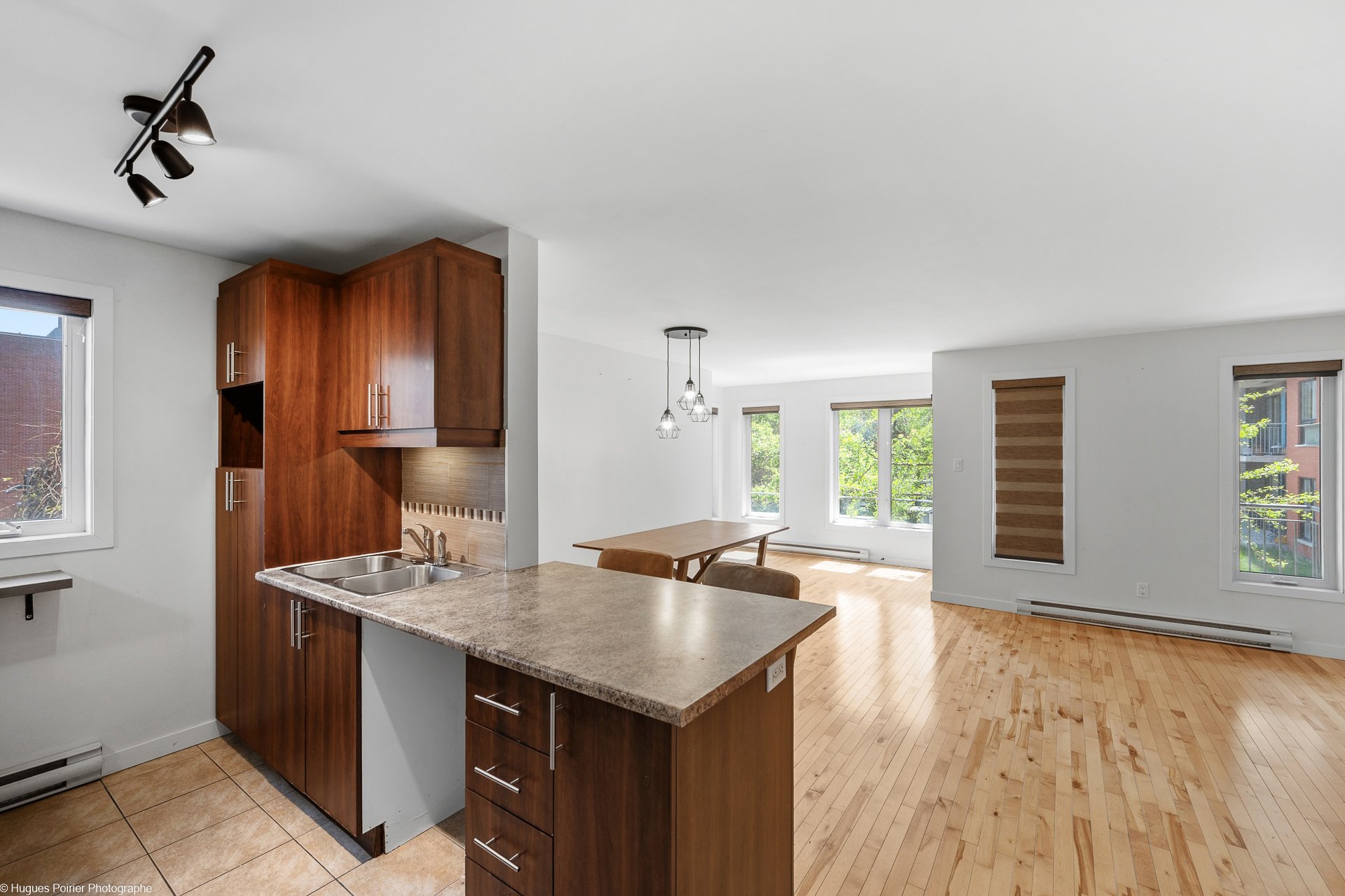 Photo - Kitchen