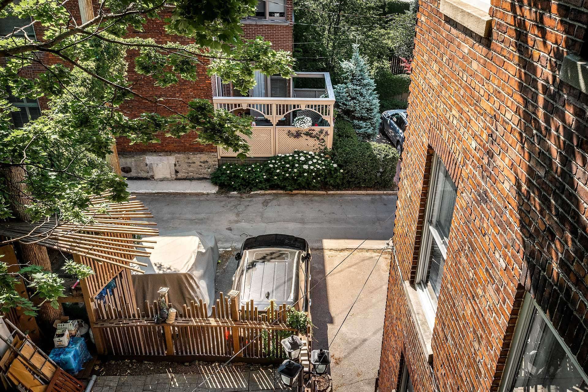 Photo - Stationnement