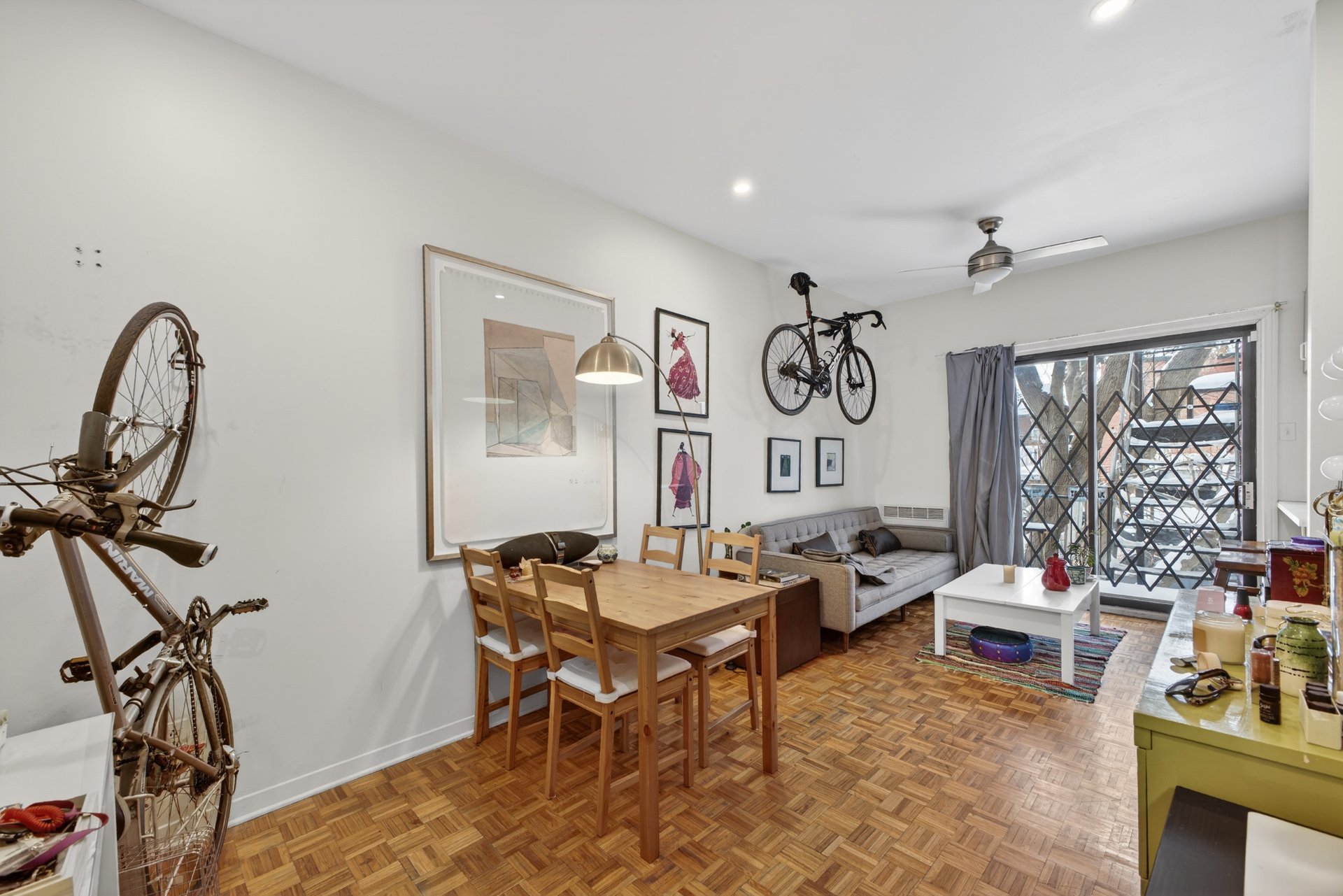 Photo - Salle à manger