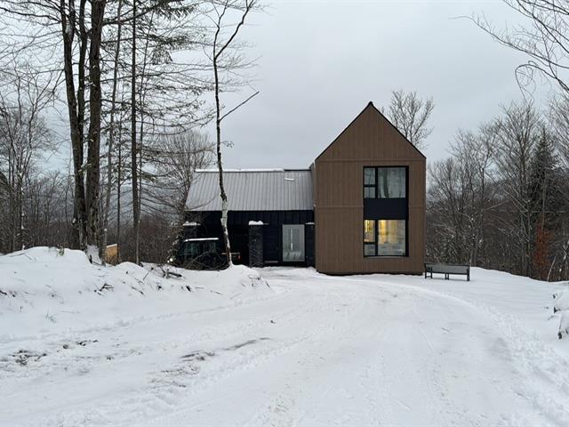 house for sale Saint-Donat