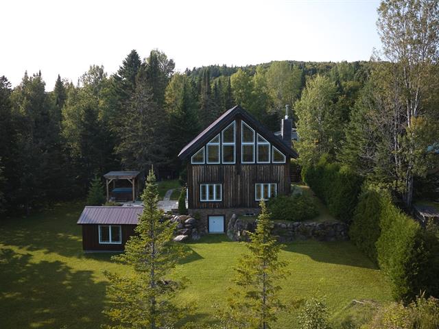 house for sale Saint-Donat