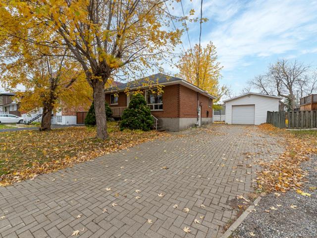 house for sale Longueuil (Saint-Hubert)