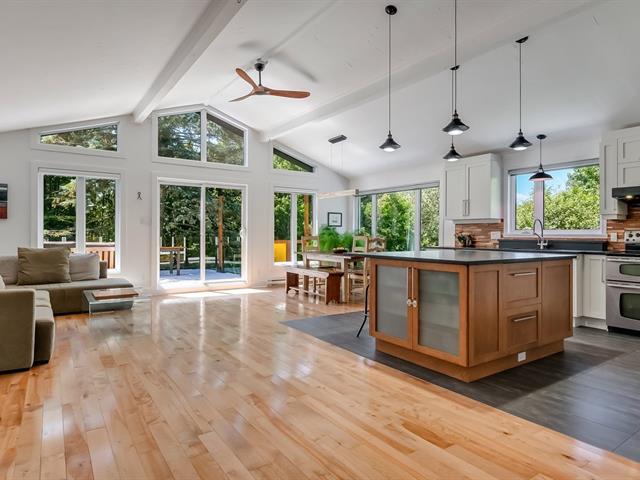 house for sale Otterburn Park