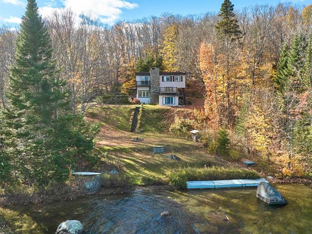 house for sale Saint-Donat