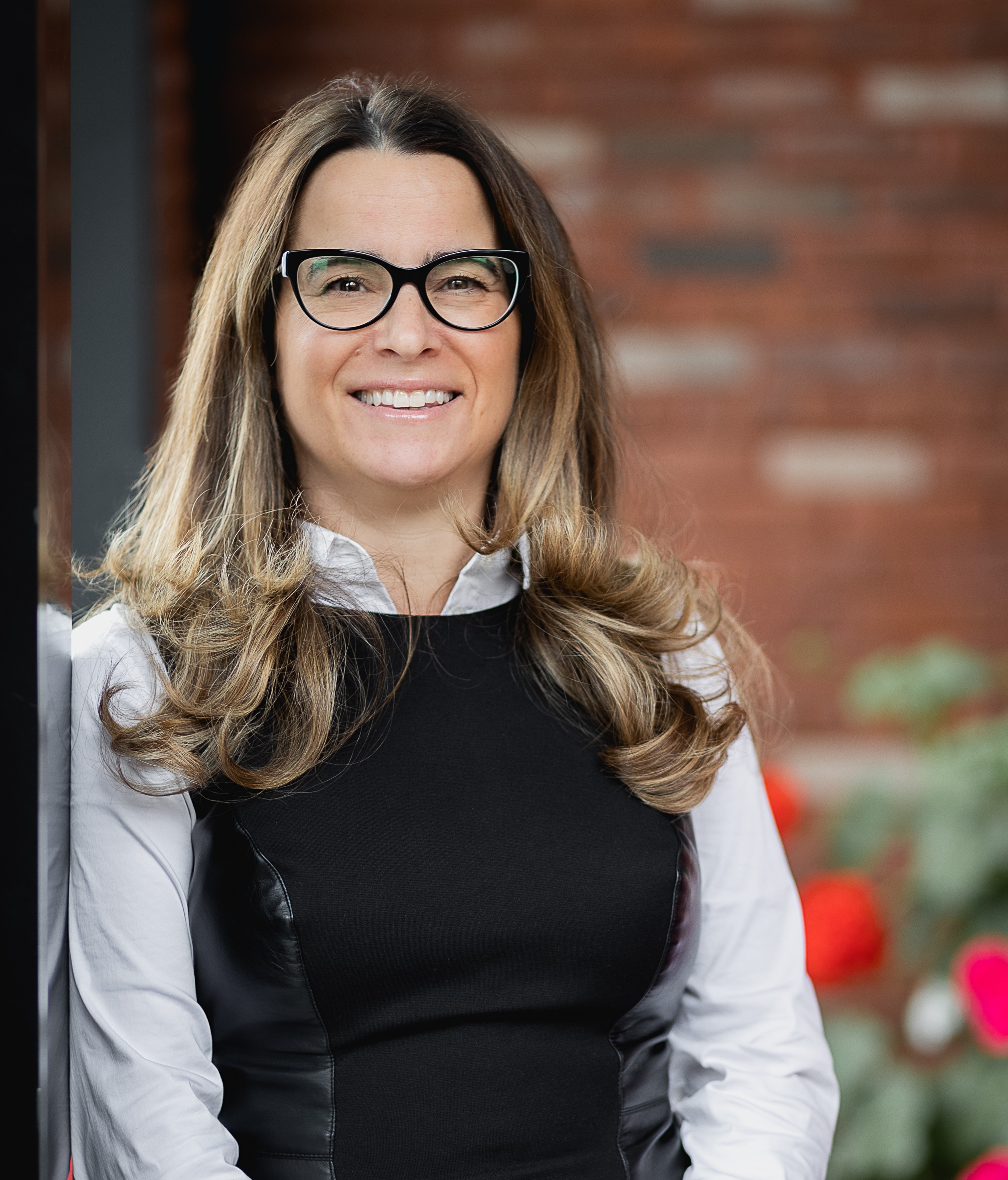 Mélanie Dubois Certified Residential and Commercial Real Estate Broker